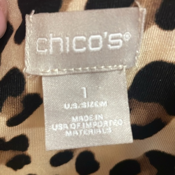 Chicos, scoop, neck, 3/4 sleeve, leopard top. Size 1 (6-8) - Picture 5 of 5